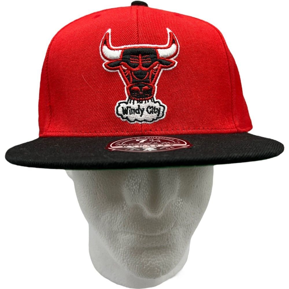 Chicago Bulls Windy‎ City Red Mitchell & Ness Cap/Hat Fitted  7 3/4